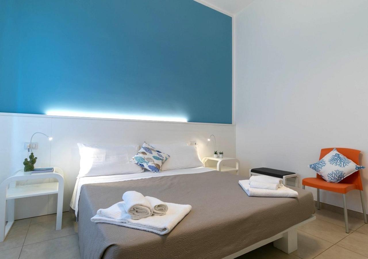 Fronte Mare Rooms By Salentolimit Porto Cesareo Bagian luar foto