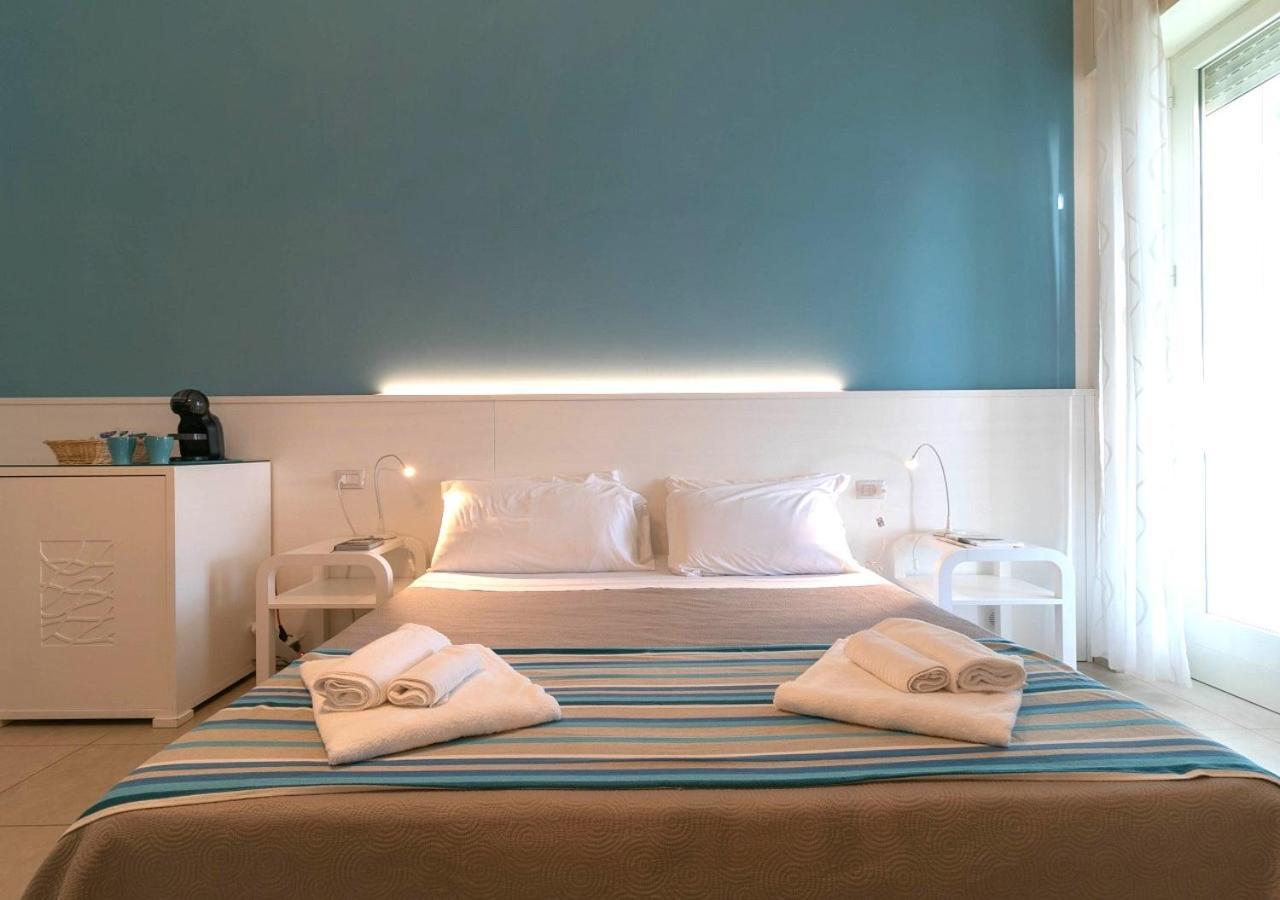 Fronte Mare Rooms By Salentolimit Porto Cesareo Bagian luar foto